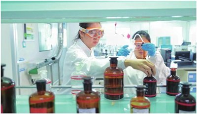 看伊利创意短剧 破译乳业龙头闪耀世界的品质密码